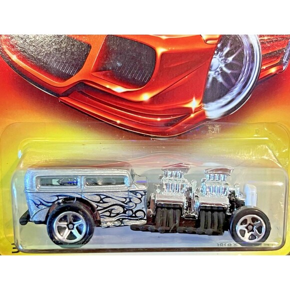 Hot Wheels Way 2 Fast Walmart Exclusive 2006 Red Card - Picture 2 of 5